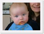 060319 Emily und der erste Moehrchenbrei (10) * 2048 x 1536 * (849KB)